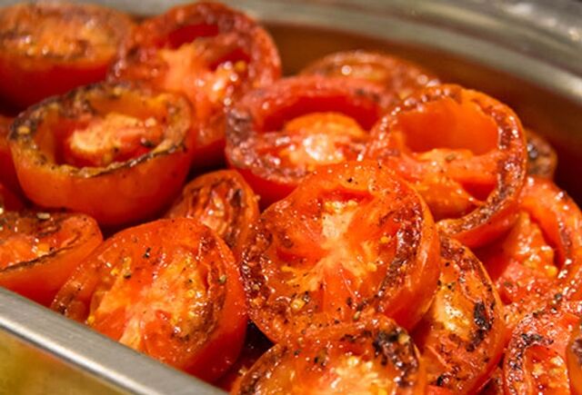 493ss_thinkstock_rf_roasted_tomatoes.jpg